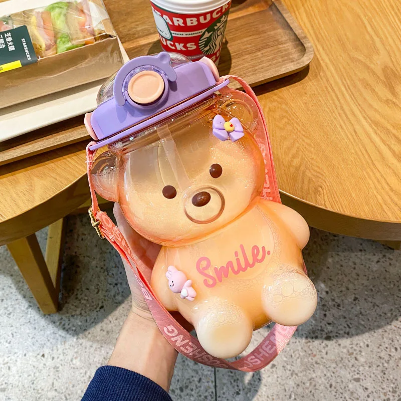 

1400ml Little Bear Water Bottle Girls Summer Large Capacity Lovely Straw Kettle Strap Portable Plastic Cup Creative Gift Cup