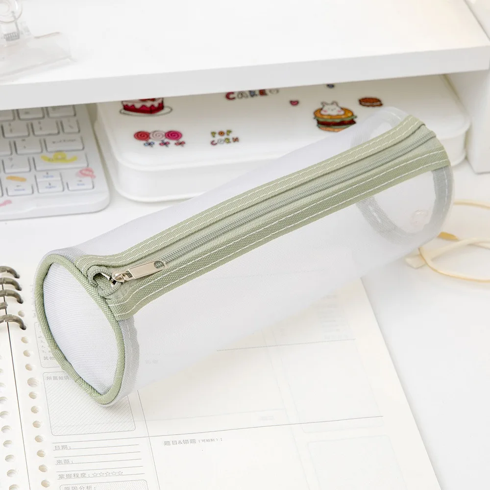 

Прозрачный пластиковый пенал для канцелярии