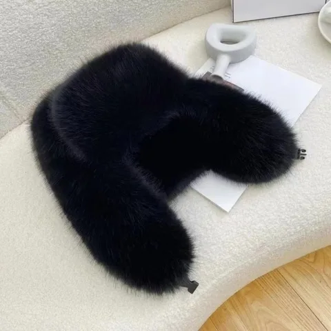 Шапка-бомбер из полиэстера