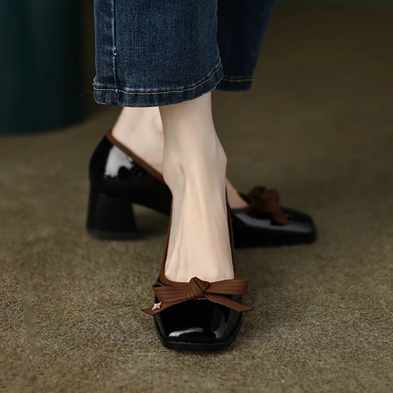 

Brand Chunky Women Shoes Designer Bow Mid Heels Sandals 2023 Spring Summer New Dress Party Fashion Square Toe Pumps Women Shoes
