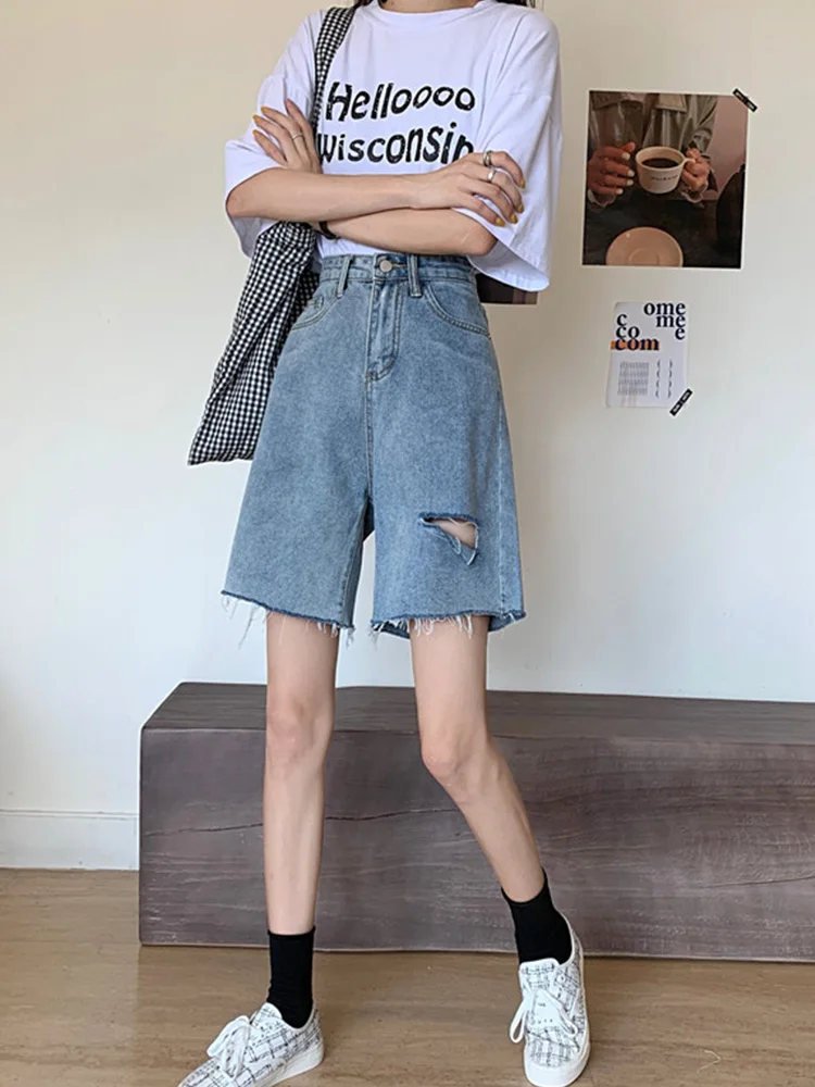 New Spring Summer Women Frayed Hole Retro Blue Denim Shorts Streetwear Female Wide Leg Raw Hem Jeans Shorts Bottoms