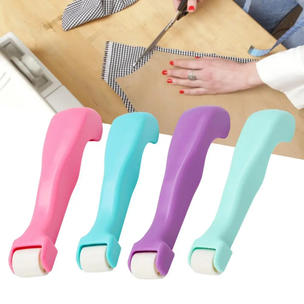 

Lightweight Easy-Use Fabric Roller Pressing Wheel Labor-saving Cloth Roll Effective Rolling Household Supplies