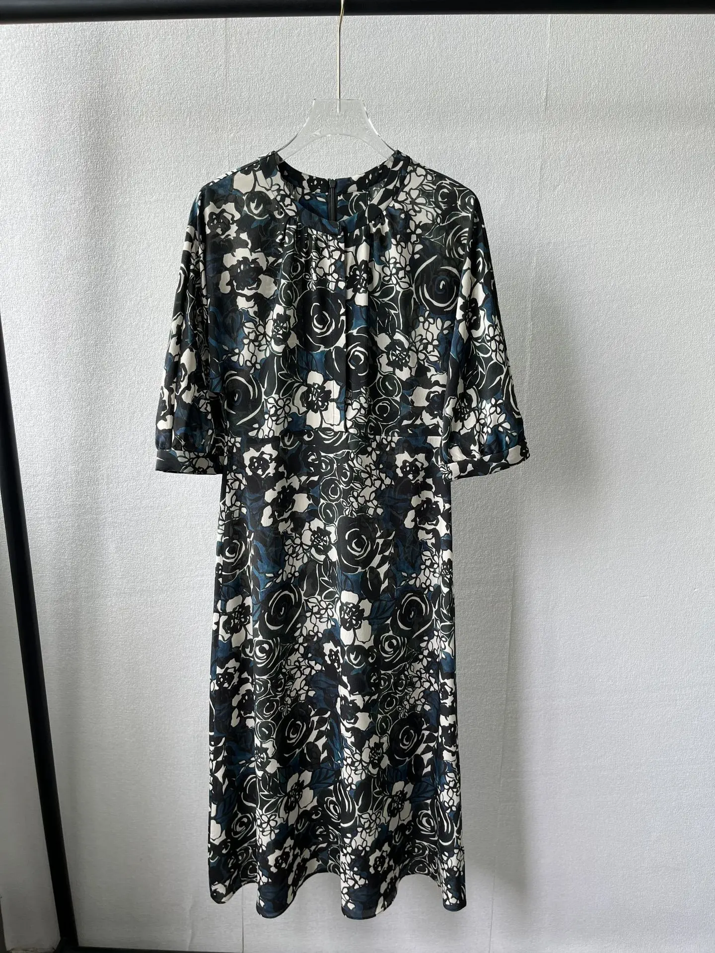

Round Neck Women 100% Silk Dress Floral Print Vintage Short Sleeve Female Zipper Robes 2023 Early Autumn
