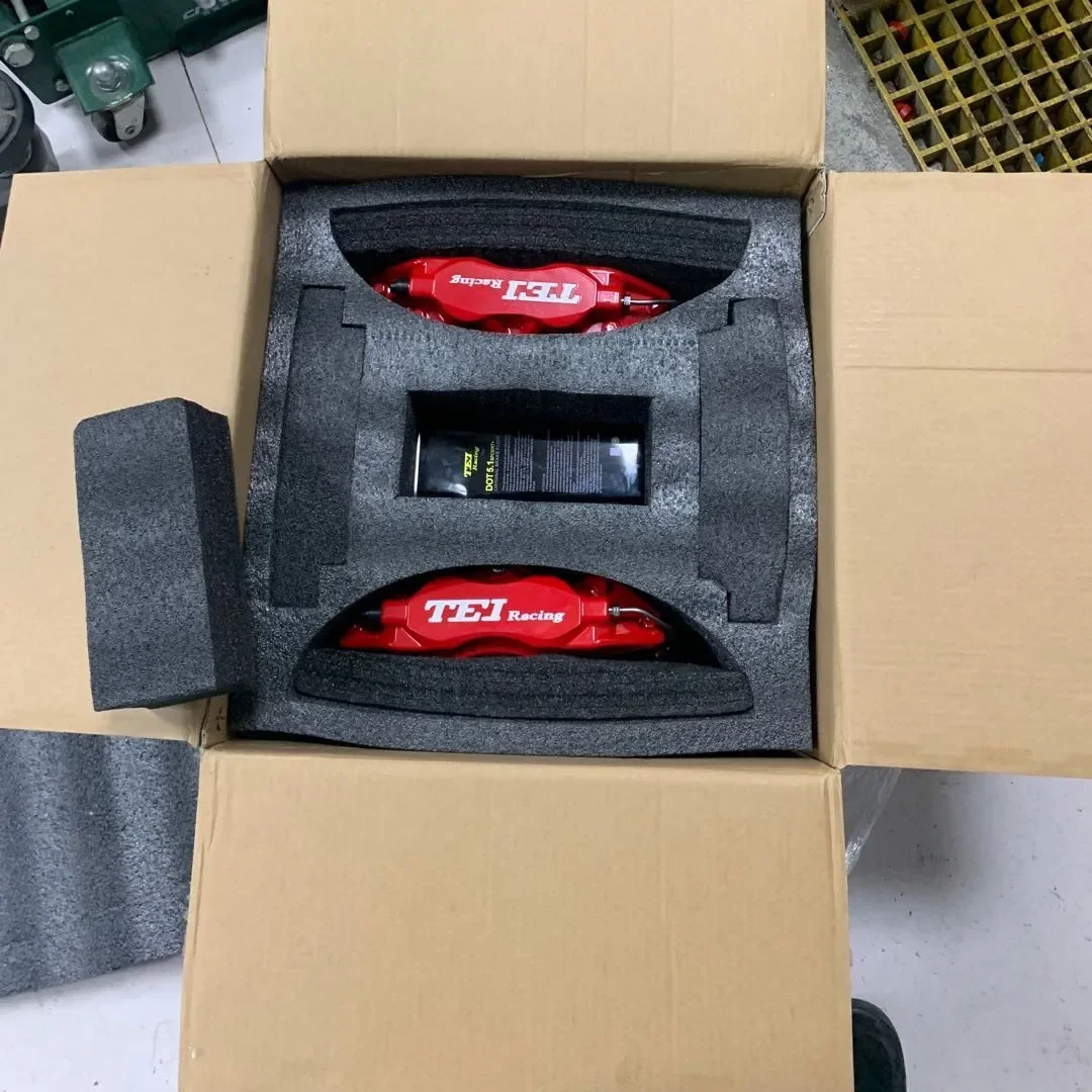 Комплект большого тормоза 4-поршневой тормозной суппорт переднего с 2 ротором 330x28