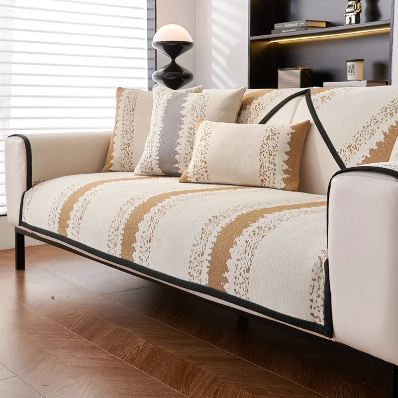 Противоскользящий чехол для дивана с защитой от пыли Когтеточка Цветной