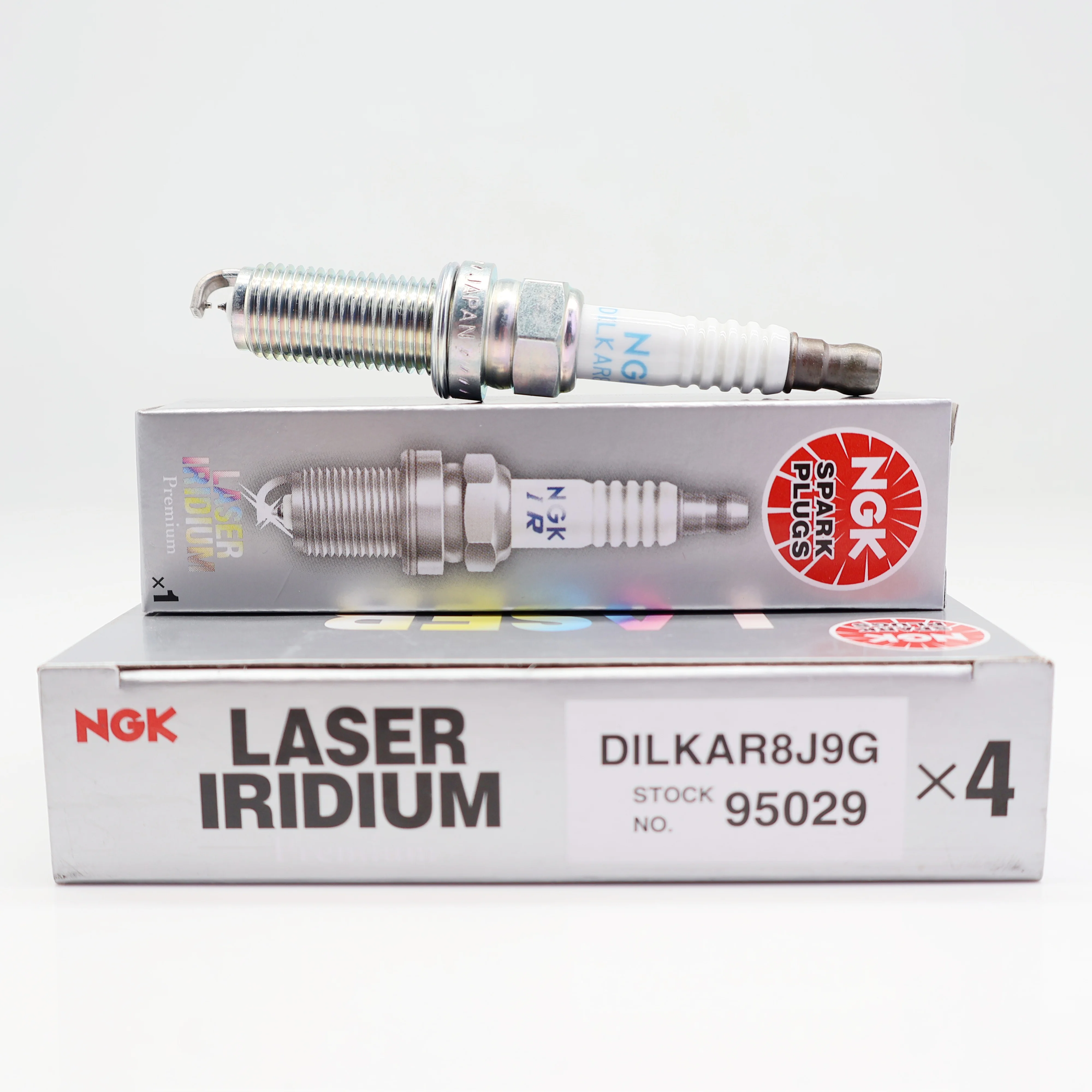 Фото Оригинальная иридиевая свеча зажигания NGK DILKAR8J9G/95029 (новая) для Accord, CR-Z и других моделей, аналог OE 90919-01285 №1