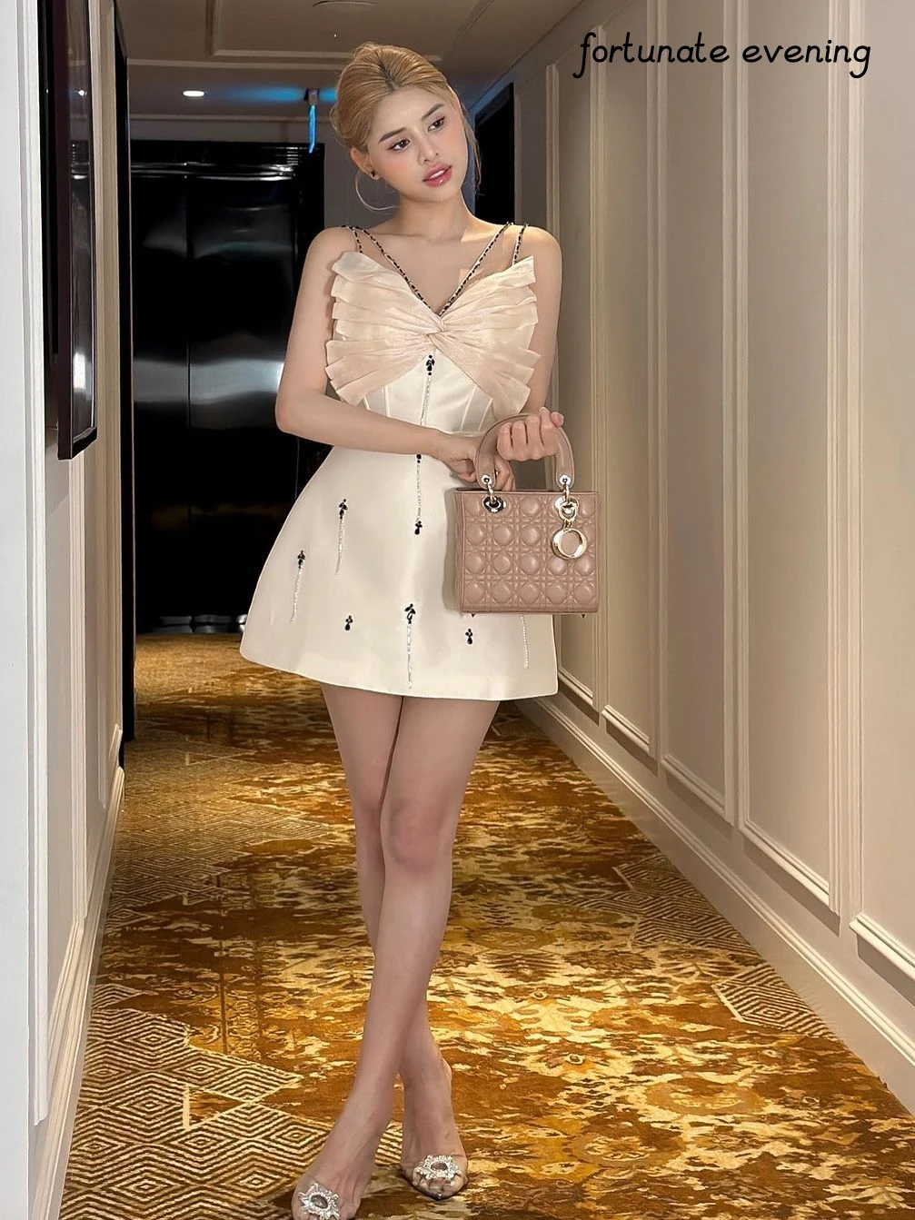 

Fortunate Evening Elegant Vintage Sweet Crystal Beaded Bow Sexy V-Neck Formal Occasion Prom Dress Evening Party Gowns