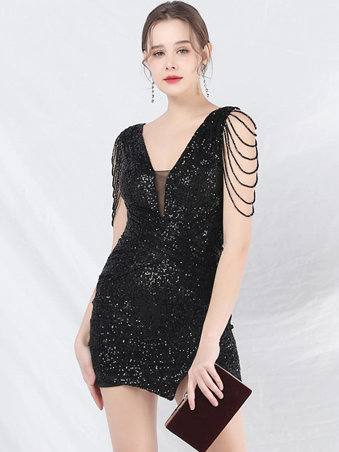 Женское летнее Мини-Платье с открытой спиной и блестками