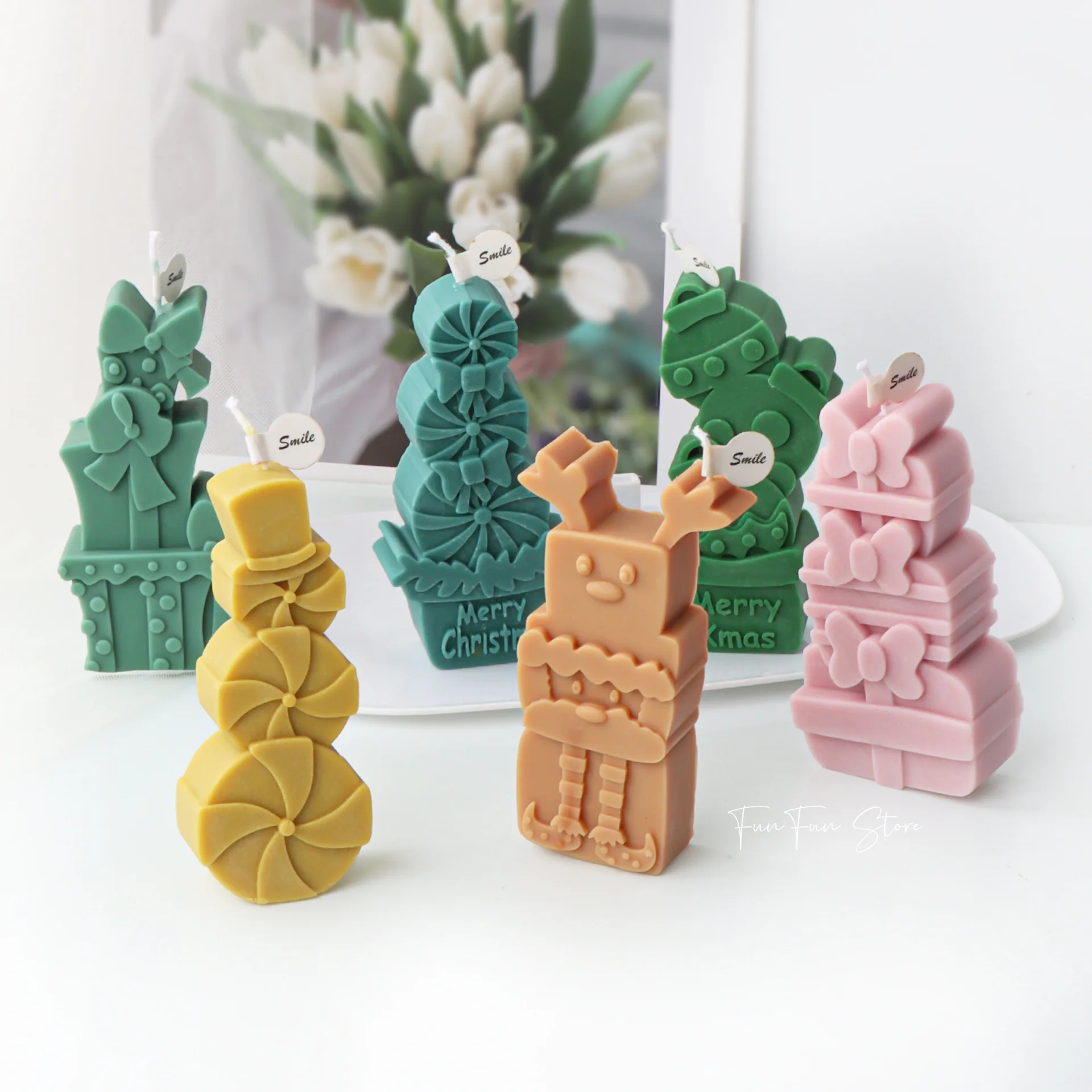 

Stacking Snowman Candy Candle Silicone Mould Stack Christmas Bell Ball Gift Box Soap Resin Making Set Elk Chocolate Biscuit Mold