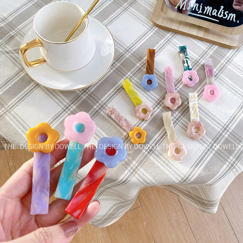 

UXSL Cute Candy Color Acetate Hairpins Color Blocking Small Flower Hair Clips for Womans Girls Sweet Barrettes Hair Accessories