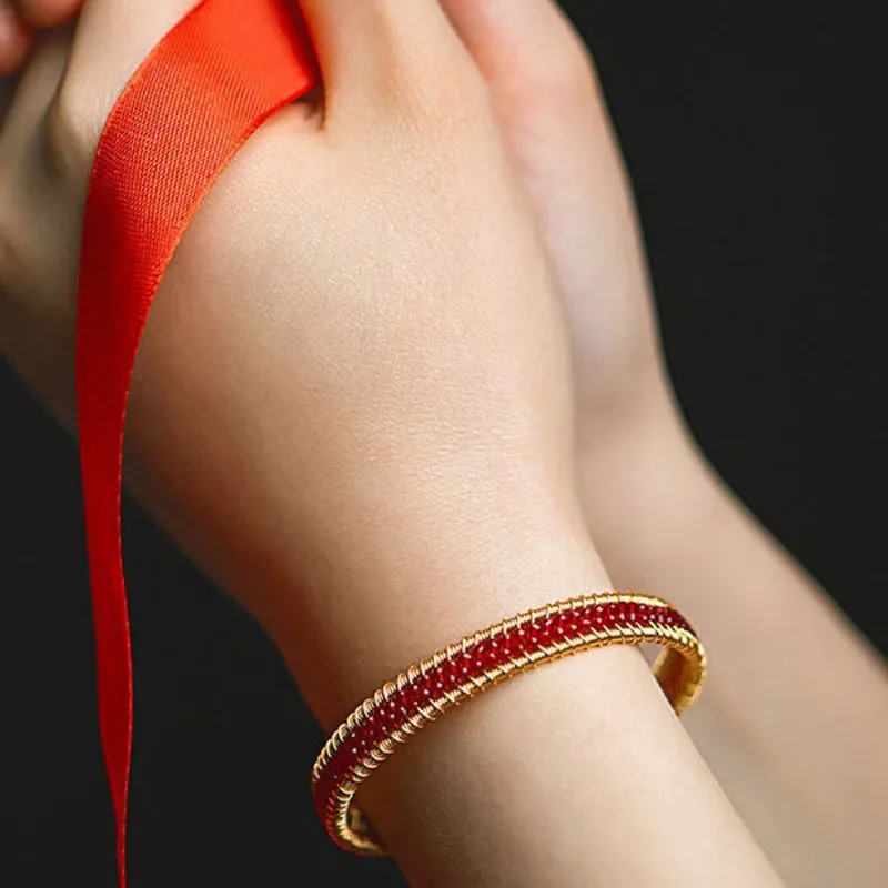 Новый браслет-манжета ручной работы 14 кг шпинель натуральный кристаллический