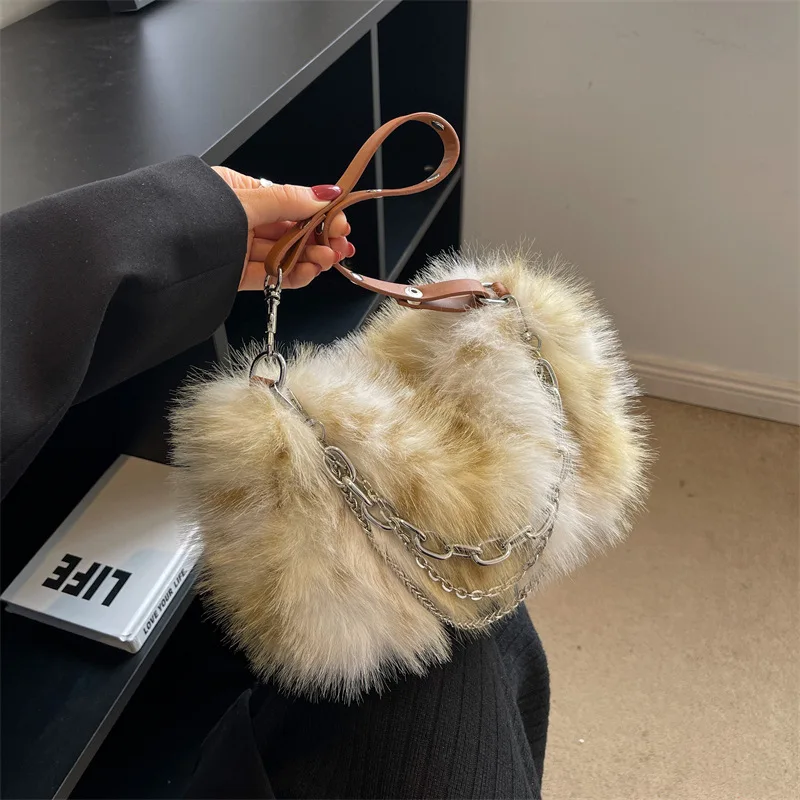 

The New 2022 Winter Fashion Fashion Cross Body Personality Handbag