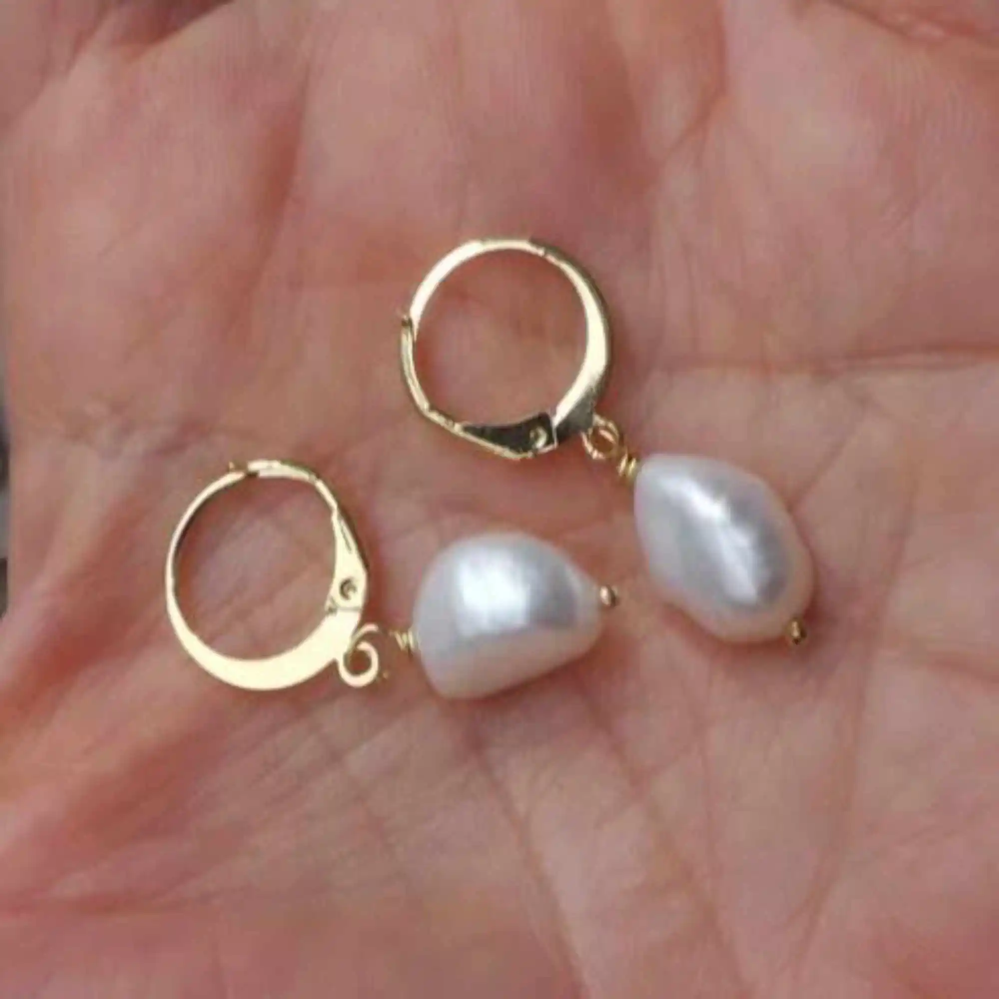 

9-10mm Natural baroque fresh water Pearl gold earrings Freshwater Beautiful CARNIVAL Accessories Ear stud Holiday gifts Easter