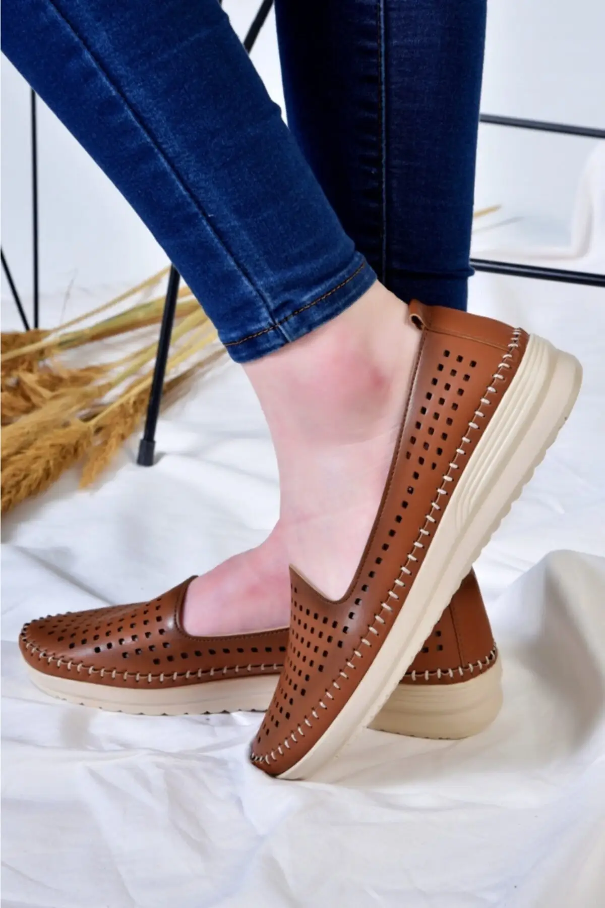 

Women Flats Shoes Black Orthopedic mother's Shoes Fashion Flats For Ladies Casual Shoes Elegant Flat Summer Footwear