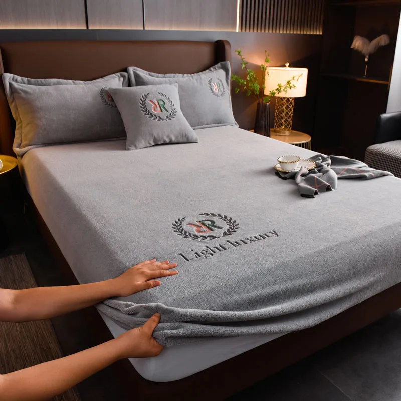 

Winter Mattress Cover Warmand Thick Elastic Plush Comfortable Touch Couple Mattress Cover Queen King Size For Living Room