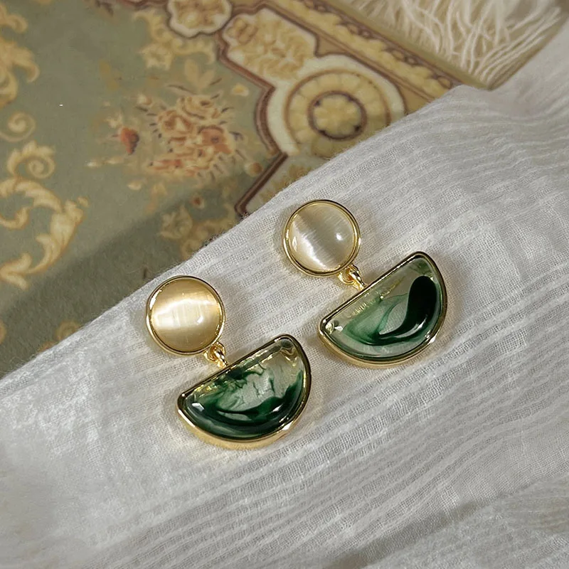 Fashion Fan Earrings Vintage Style Geometric Shape Earrings Temperament Charm Birthday Gift To Women's Fine Jewelry Free Shippin