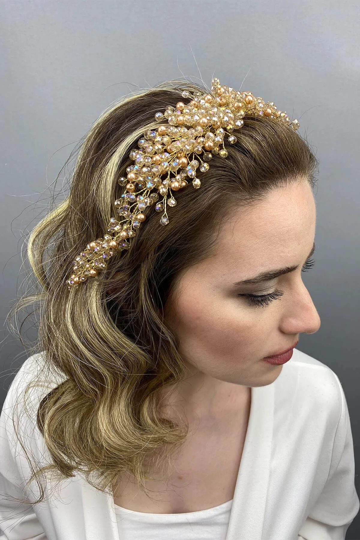 

Honey Color Lisa Model Bridal Henna Crown