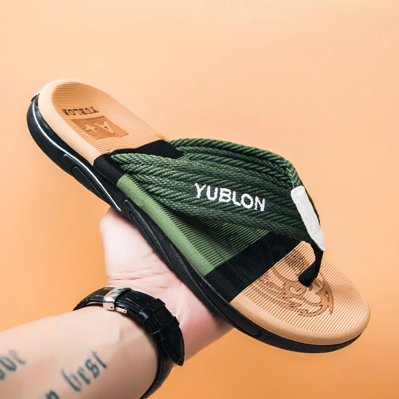 

High Quality Brand Fashion Men Flip Flops Summer Beach Flip Flops Men Casual Breathable Thicken Beach Men Slippers Outdoor