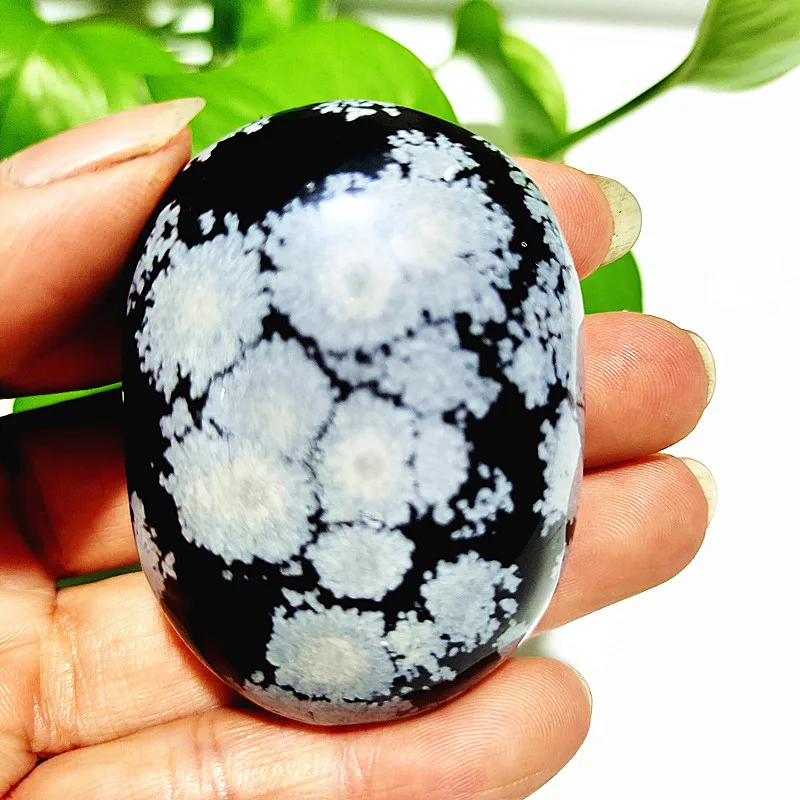 

Natural Snowflake Obsidian Crystal Palm Stone Gemstones Plaything Witchcraft Reiki Chakra Healing Crystals Room Home Decoration