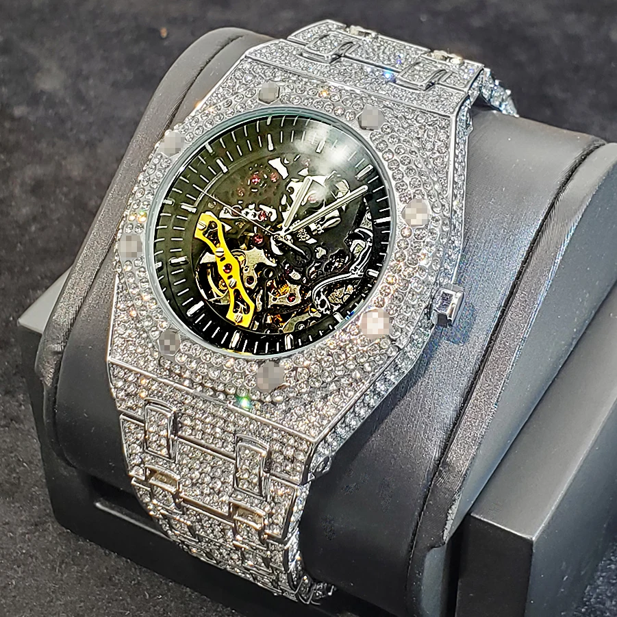 Esqueleto dos Homens Relógio de Luxo Novo Automático Relógio Mecânico Tourbillon Hip Hop Iced Fora Marca Diamante Homem Jóias Relógios Luminosos