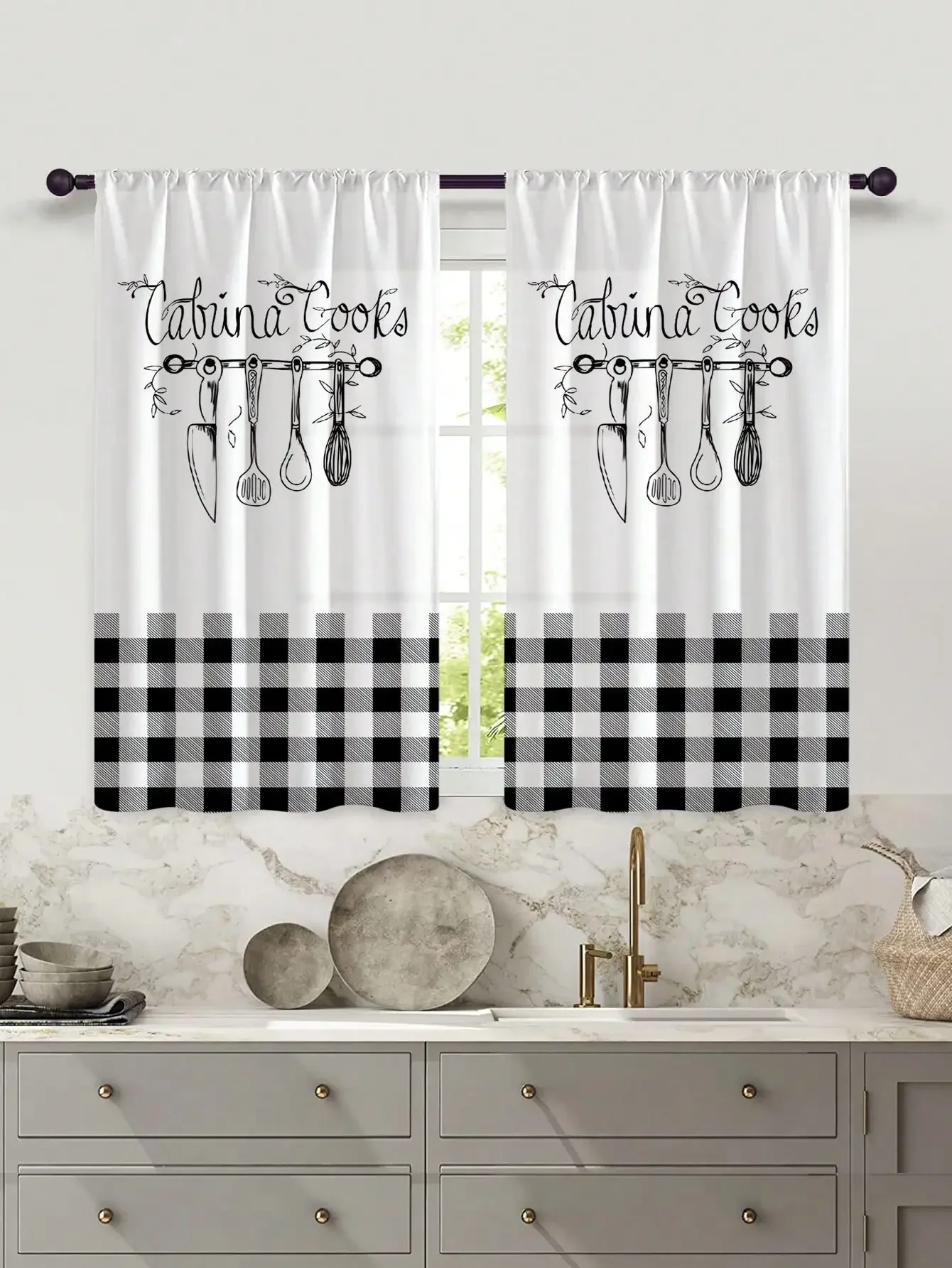 Однотонные оконные шторы