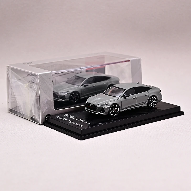 CMModel 1/64 Audi RS7 Sportback 2022 литые автоматы серого цвета