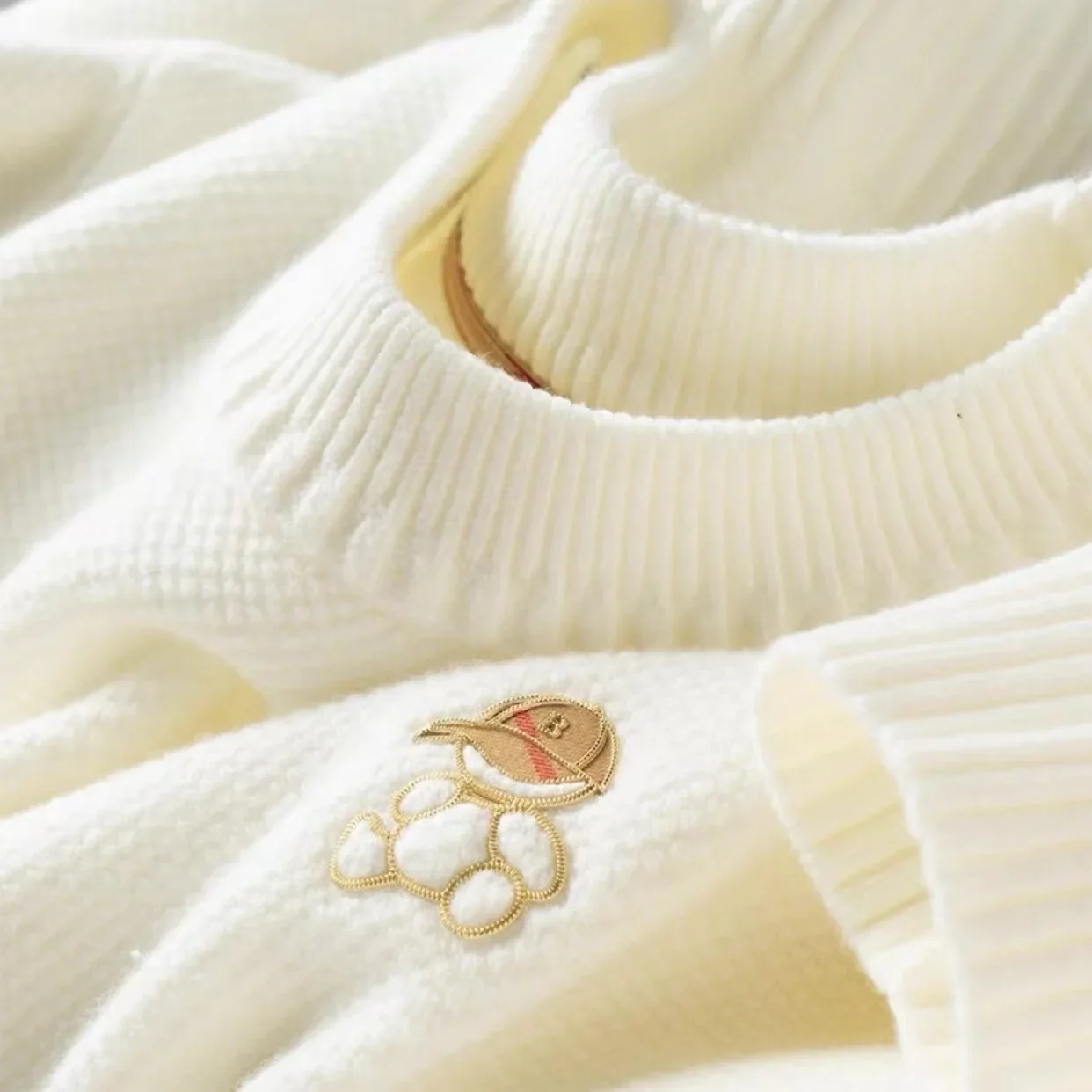 Роскошный зимний толстый теплый свитер с грейпфрутовым узором и круглым вырезом