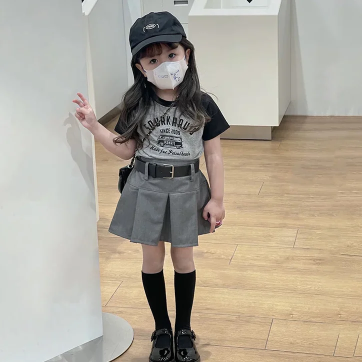 

Girls Clothes 2 To 8 Years New Arrival Summer Children's Set Girls Letter Print Short Sleeve T-shirt and Pleated Skirt Set