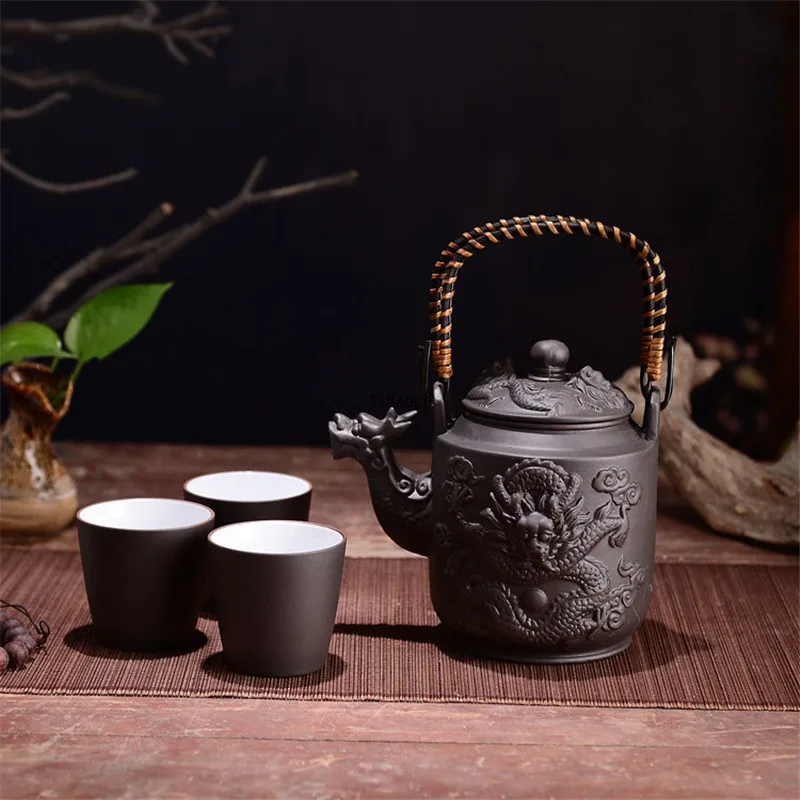 

Yixing Handmade Tea Pot Purple Clay Dragon Teapot with Handle Portable Creative Large Capacity Puer Kettle Kung Fu DrinkwareCUP