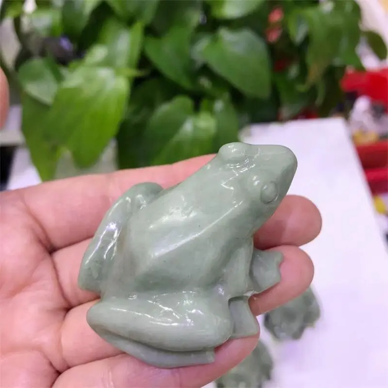 

1PC Crystal Frog Statue Natural Stones Room Ornament Hand Carved Reiki Figurine Jade Healing Crystals Aquarium Home Decor