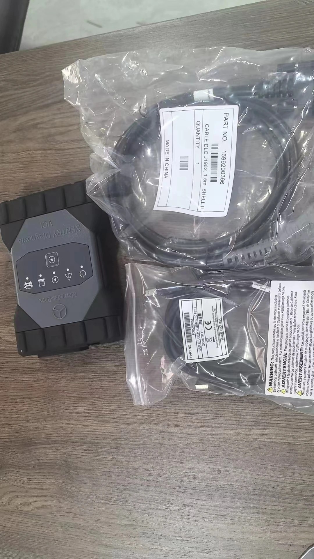 

Mercceds b-enz Original C6 Xentry Diagnosis V-CI Мультиплексор dengan Alba SSD V2025 или оригинальный б/у C6