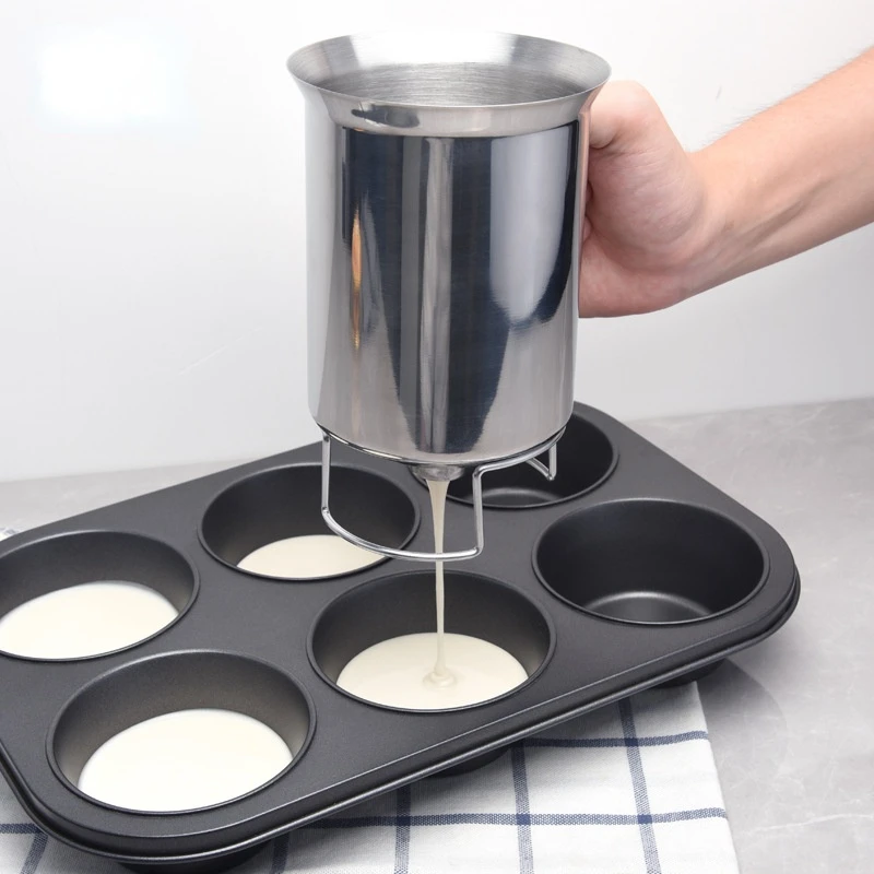 

Stainless Steel Pastry Funnel Handheld Cake Making Separator Kitchen Tool Durable Practical Home Heat Resistant Batter Dispenser