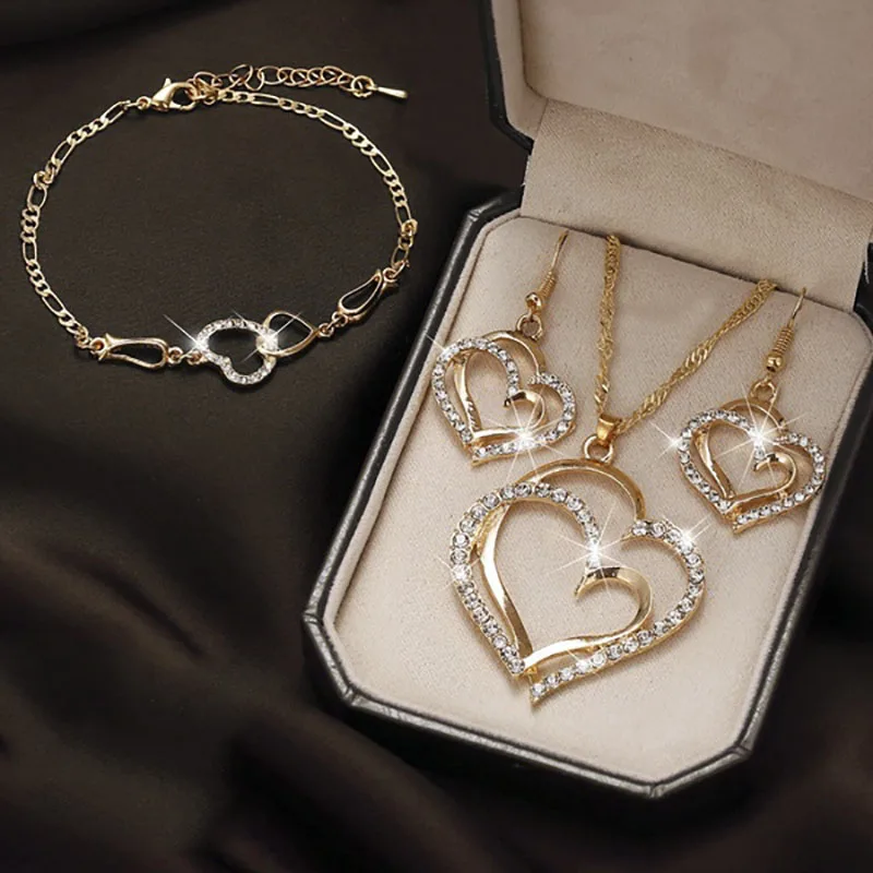 

Fashion Love Heart 3-Piece Suit Necklace Earrings Bracelet Bride Ladies Wedding Dinner Jewelry Sets