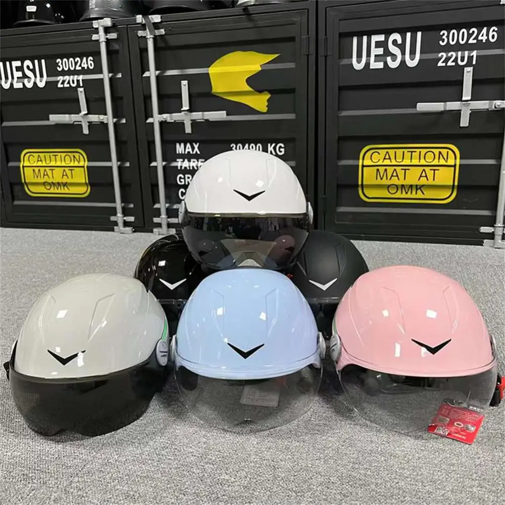 

590 Electric Vehicle Cycling Helmet Thickened EPS Shock Absorption Layer Motorcycle Electric Bicycle Cap Hat Cycling Equipment