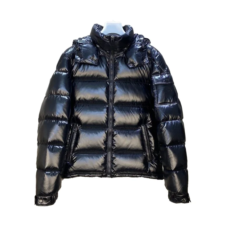 Рисунок 6 - Мужской пуховик с воротником-стойкой