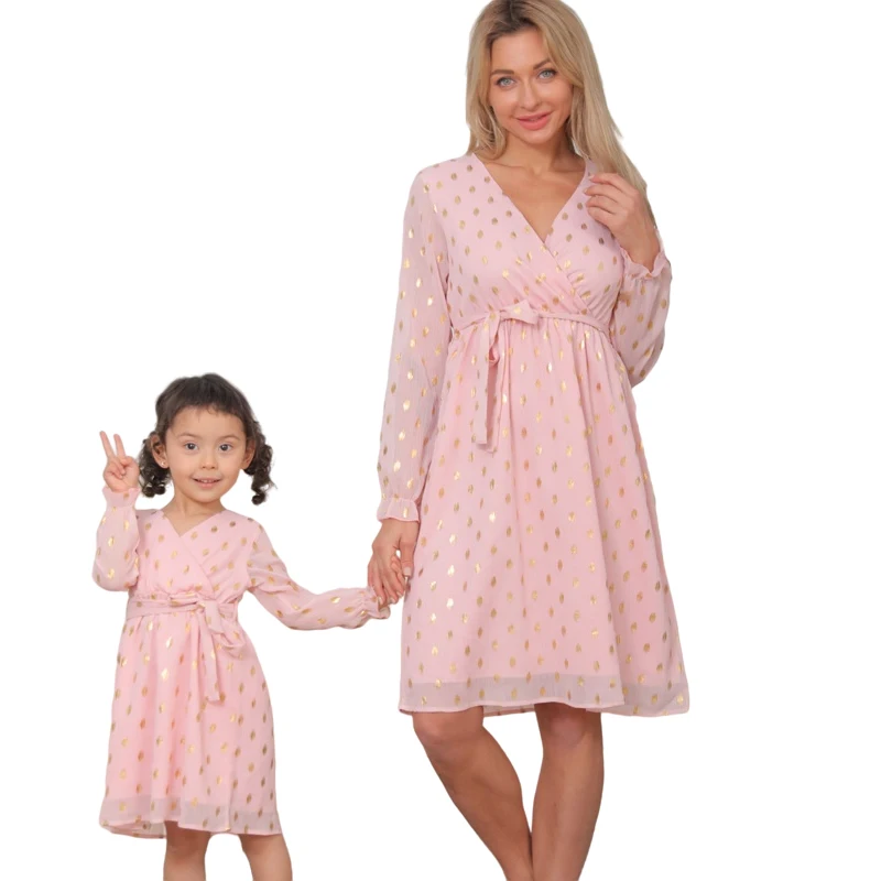 

Family Look Woman Fashion Dresses Mother Daughter Floral Print Girls Dress Mommy and Me Dresses Family Matching Clothes Outfits