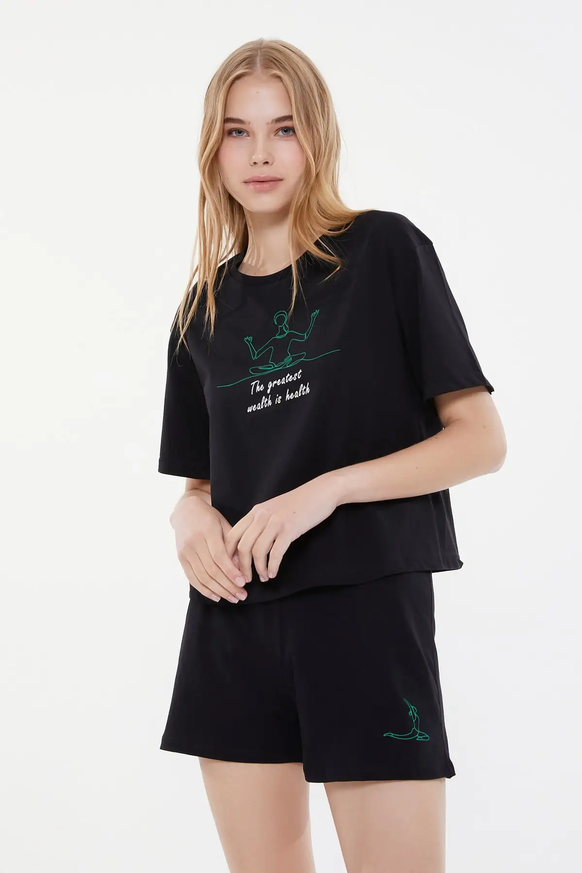 

Trendyol Printed Pajamas set THMSS21PT1047