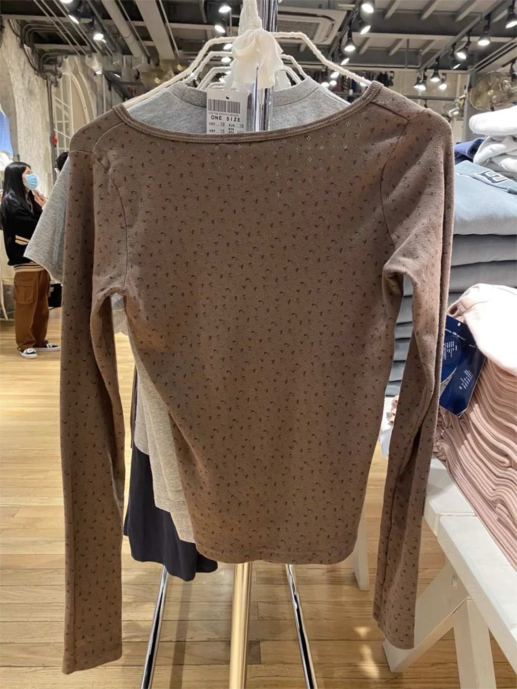 Женская цветочная хлопковая футболка