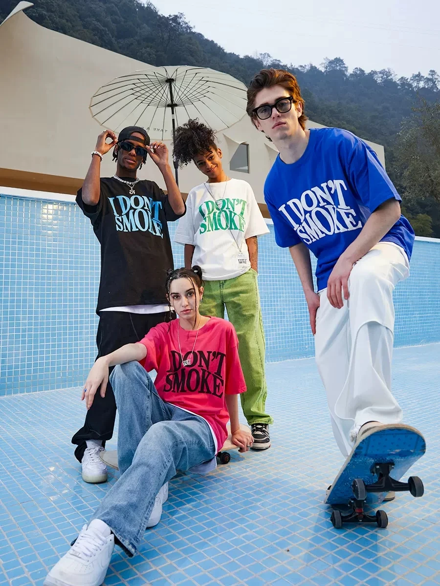 

Летняя Однотонная футболка унисекс, новинка 2022, модный брендовый топ с коротким рукавом и надписью, модная свободная уличная одежда с кругл...