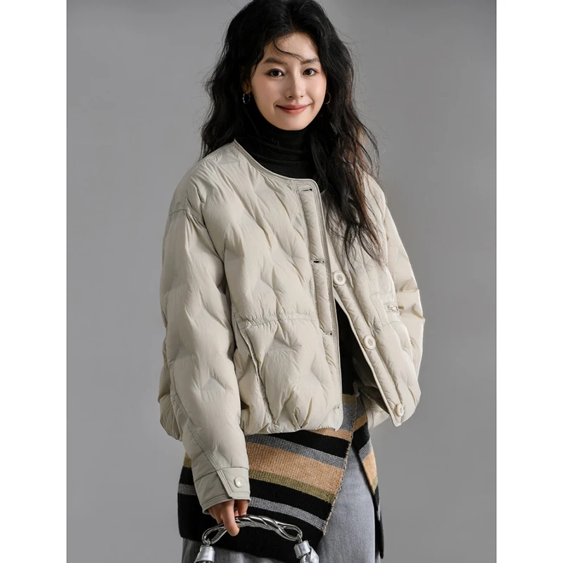 Художественный легкий короткий 90 белый утиный пуховик женский 2024 зимняя