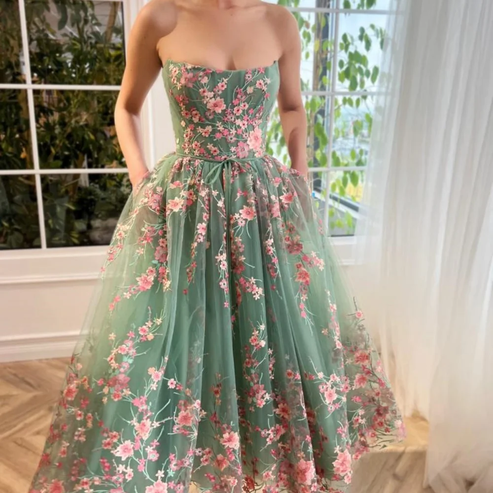 Свадебное платье без бретелек цвет в ассортименте