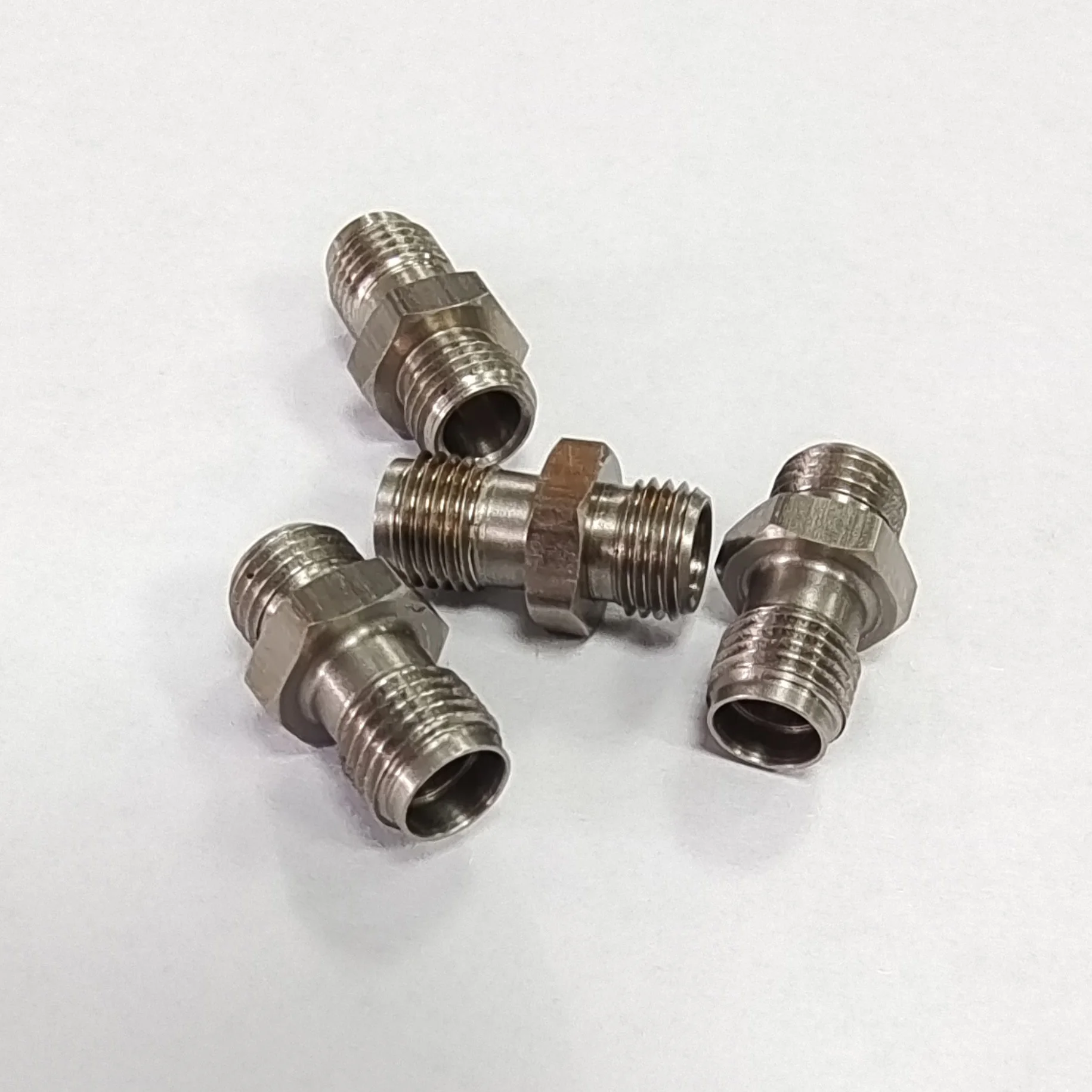 Фитинги из нержавеющей стали 1/4 дюйма-36UNS подходят для соединителей фитингов