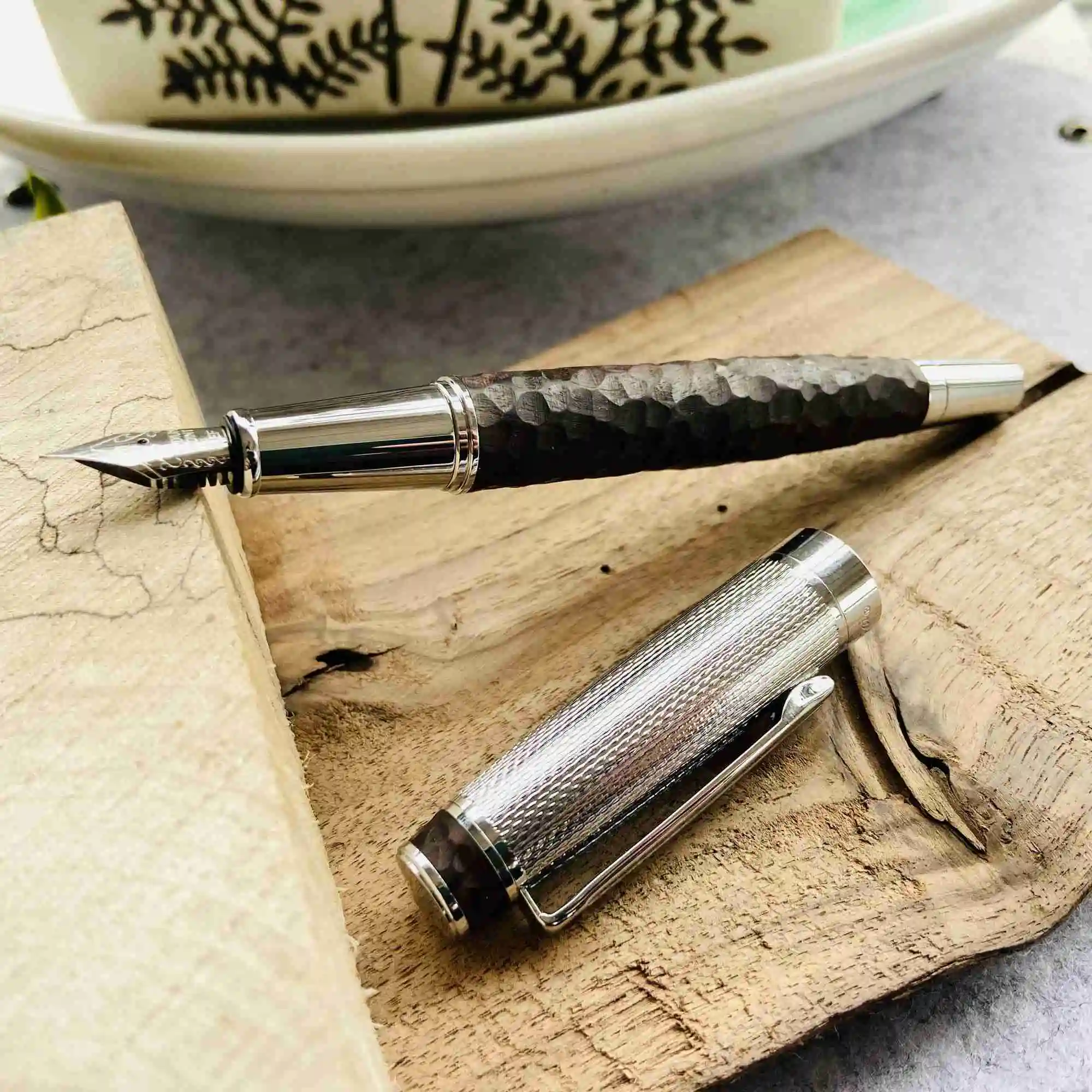 Tanie Hebanowa Imitacja Młotka-ręcznie Robione Pióro Wieczne Z Litego Drewna