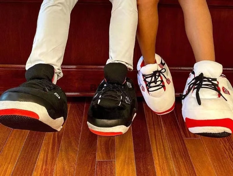 Новые подарки зимние светящиеся домашние тапочки женские женская теплая