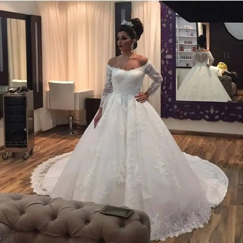 

Off the Shoulder Long Sleeves Wedding Dress Robe De Mariée Lace Appliques Ballgown Illusion Back Plus Size Bridal Gowns