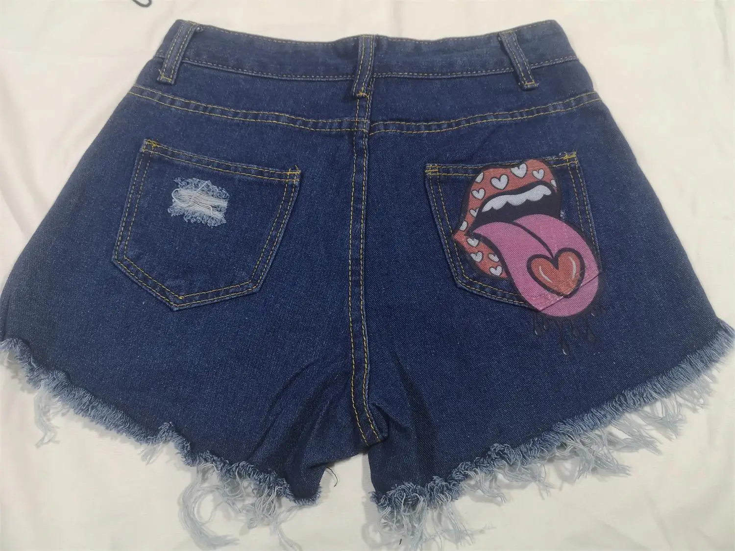 Women's 2023 Summer New Spicy Girls Street Fashion INS American KISS Letter Personalized Print Perforated Tassel Denim Shorts