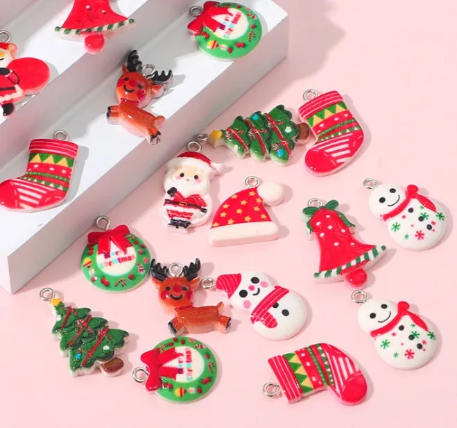

6pcs/lot Christmas Collection Cute Versatile Resin Earrings Pendant DIY Handmade Beaded Bracelet Jewelry Accessories Materials