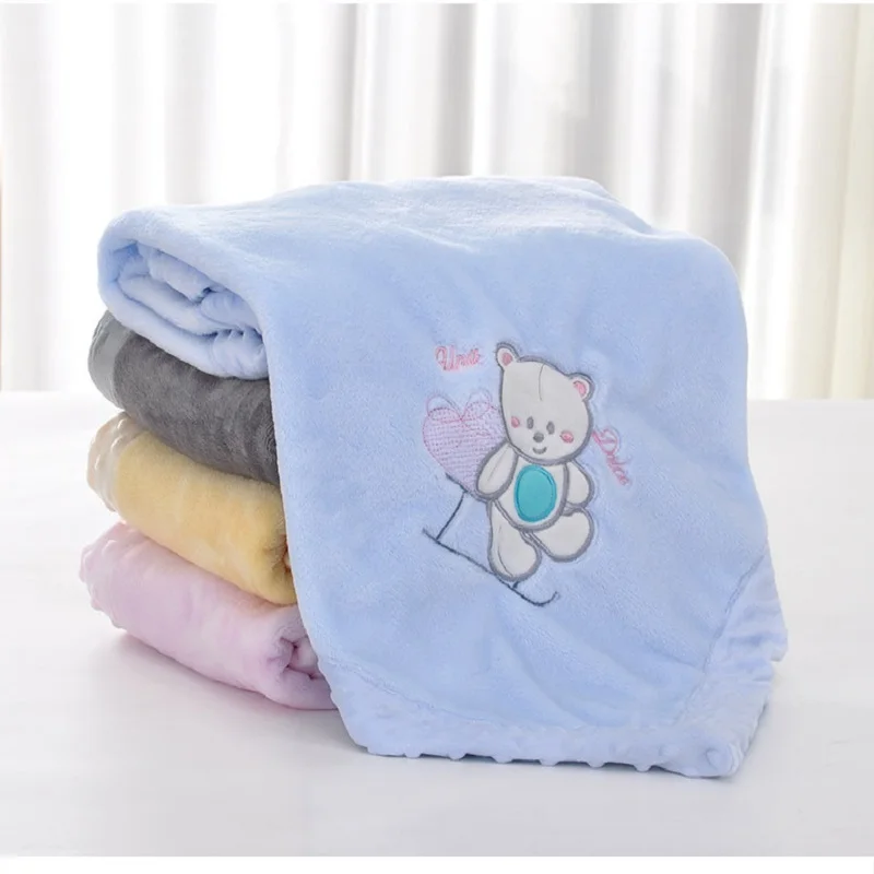 Плед для младенцев с вышитым медвежонком из фланели для мальчика и девочки, накидка для укрывания младенца в коляске, дети.