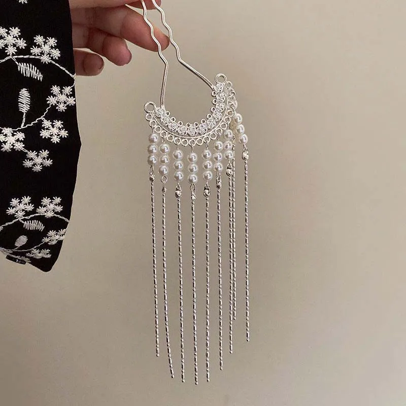 Металлические кисточки для волос