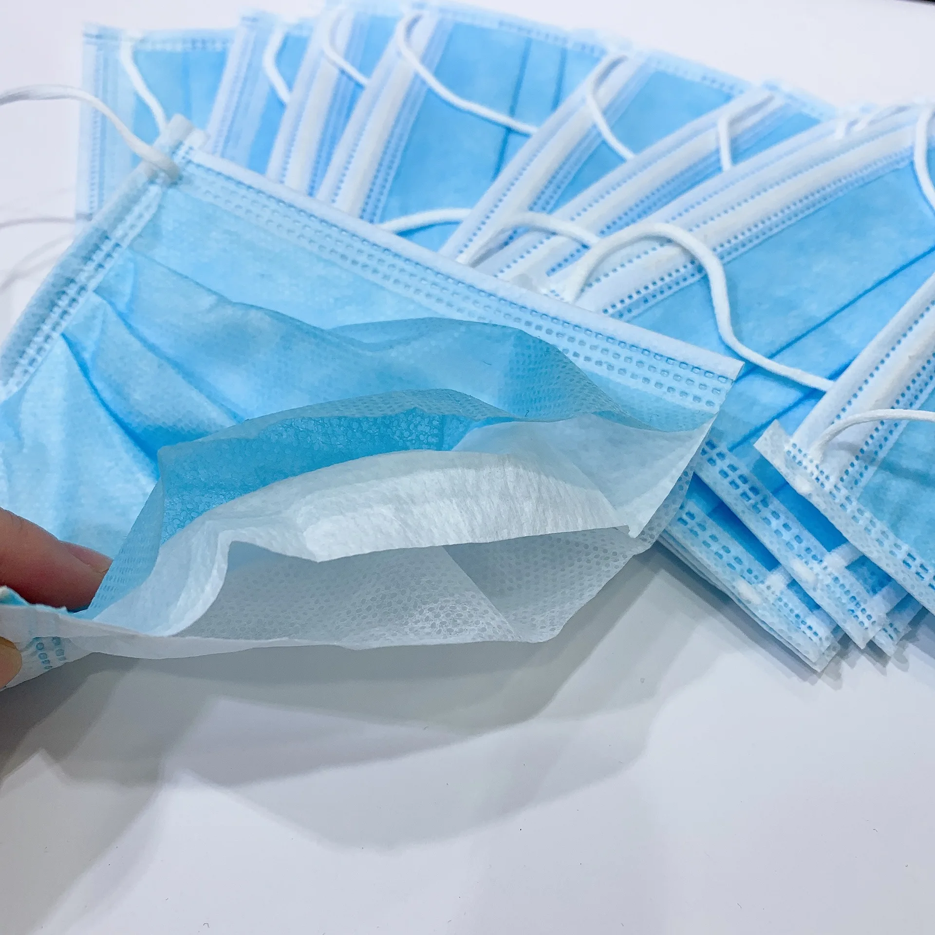 Одноразовые синие маски для лица одноразовые 10-600 шт. трехслойная маска